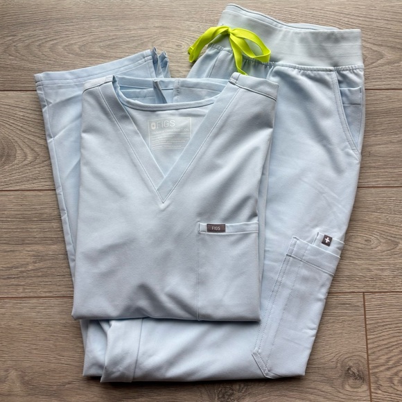 Figs Other - Figs Light Blue Scrub Set with Neon Accents, Technical Collection XXL